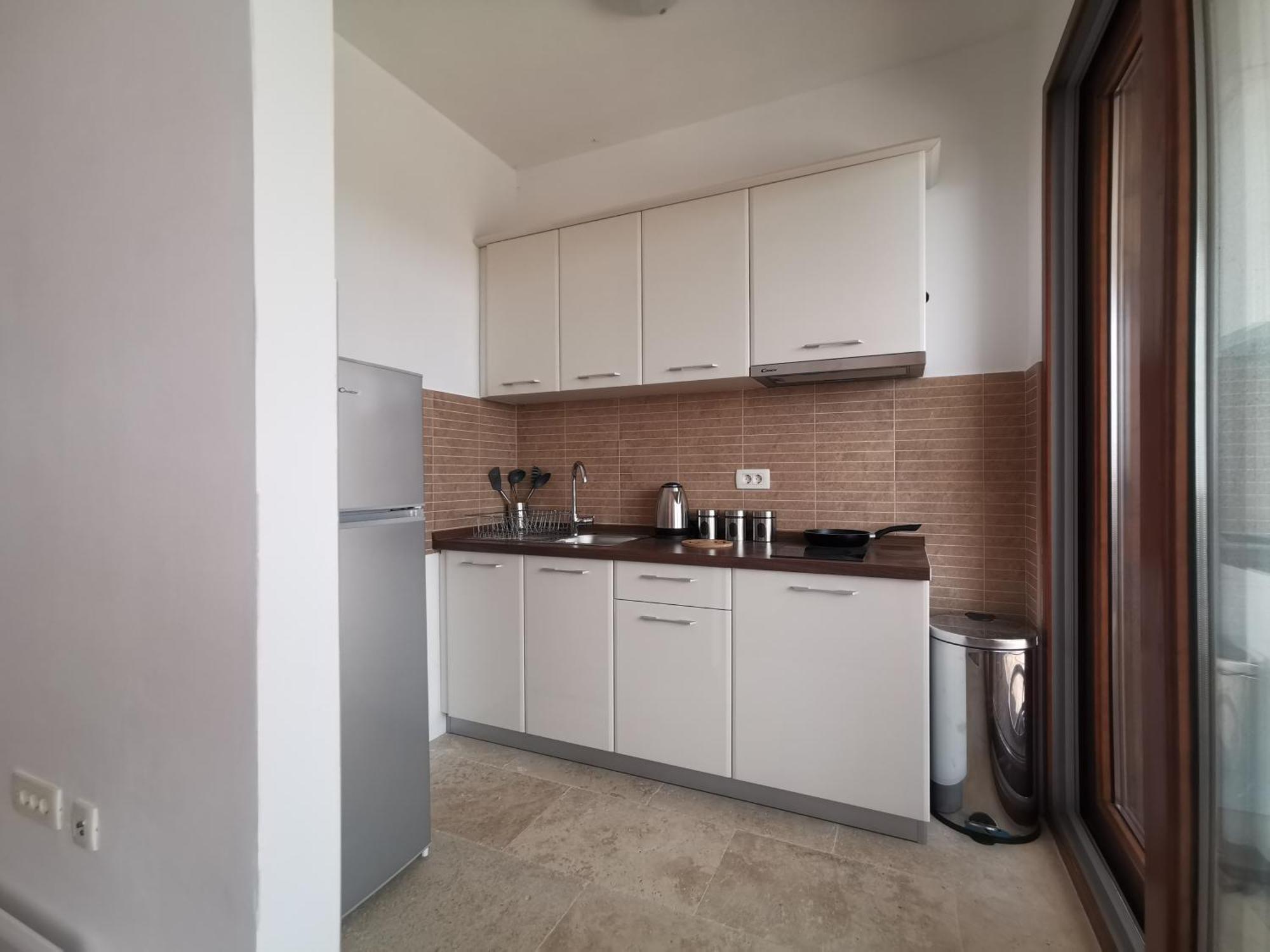 New Luxury Apartments Bar Pokoj fotografie